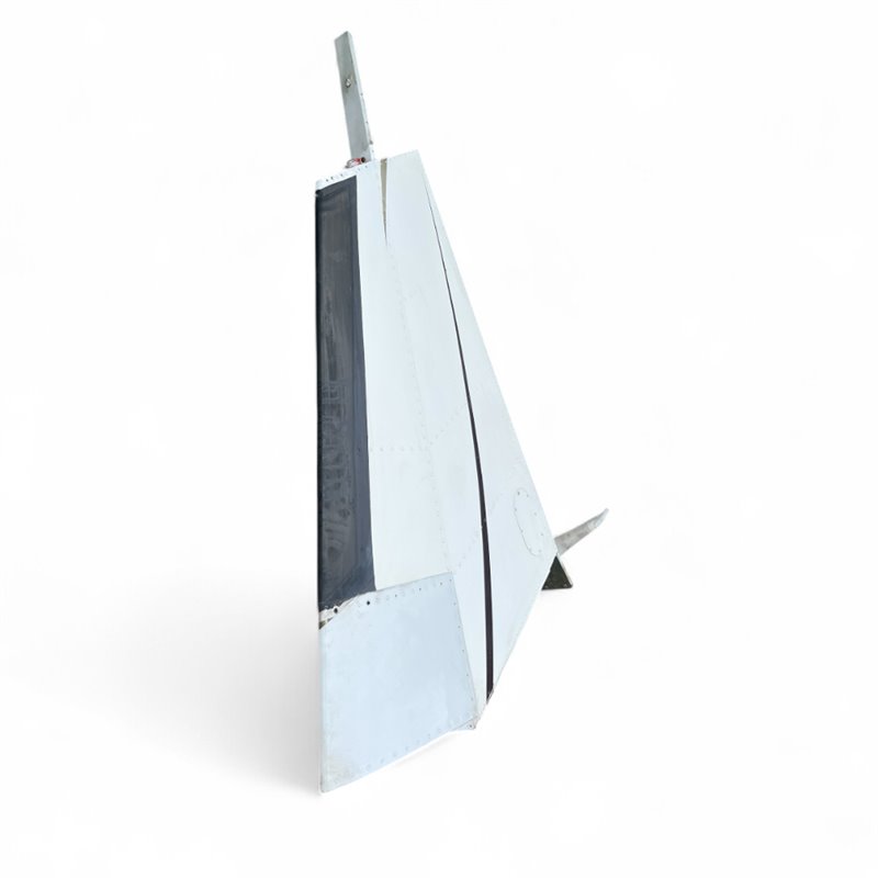 Piper PA34-200 Fin Assembly 95590-004