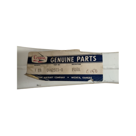 Cessna 150 Fork       PN 0442503-8