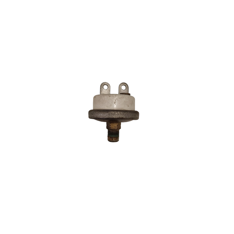 Hobbs Oil Pressure Switch        PN F7-16-1