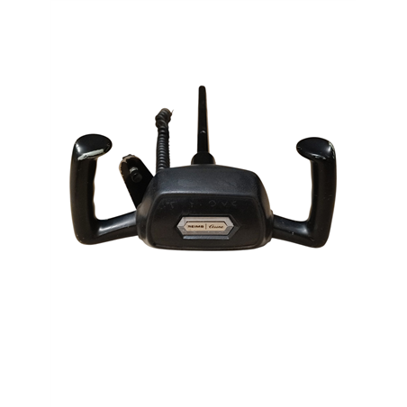 Cessna 150/152 Control Wheel with Switch        PN 0513261-17