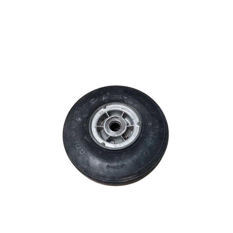 Goodyear Nose Wheel Assembly with Tyre   PN 9520653