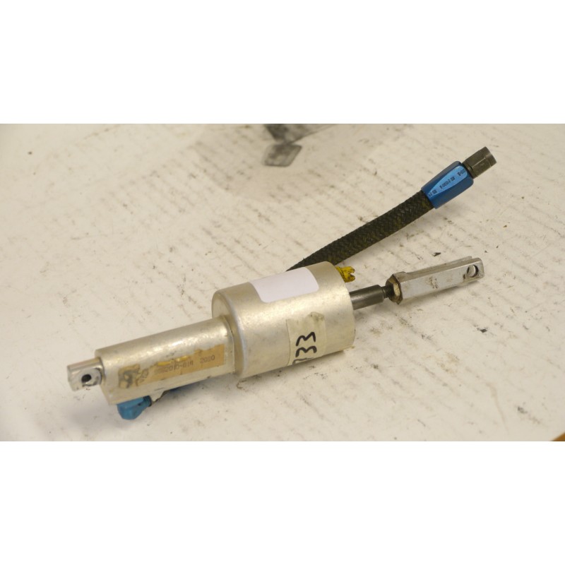 MASTER CYLINDER ASSY 9882010-814