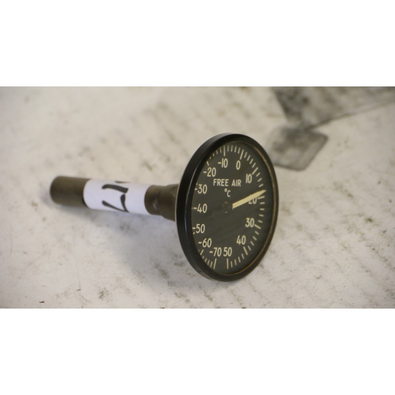 Outside Air Temperature Gage