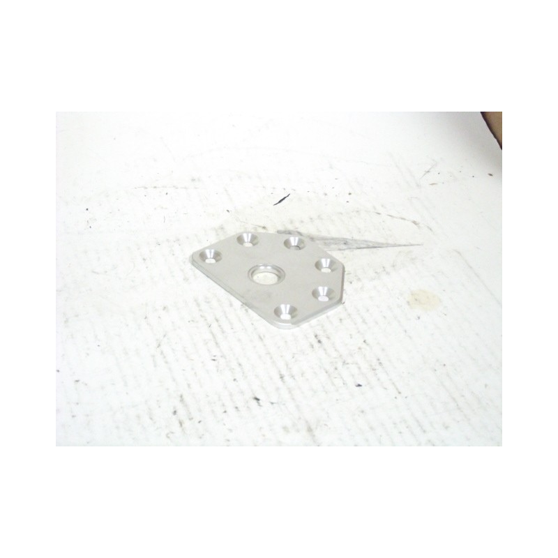 Cirrus Bracket 20144-001 A