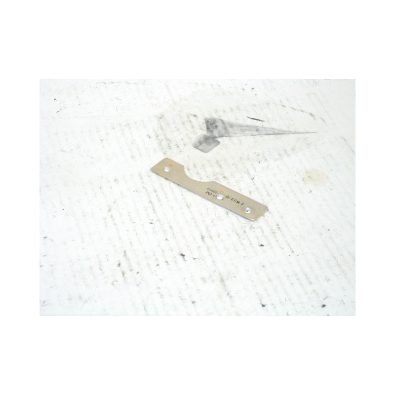 Cirrus Bracket 11469-002 B