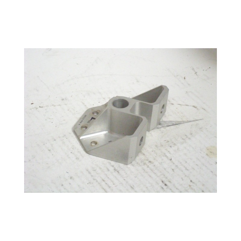 Cirrus Bracket 20113-008-A