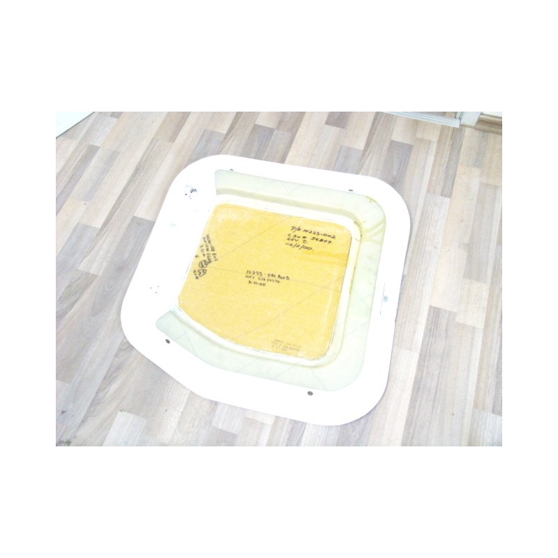 Cirrus SR20 Baggage Door 10225-001