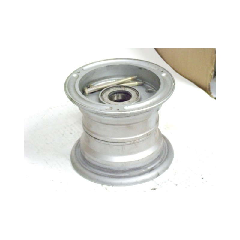 Cirrus SR20 Wheel 40-414