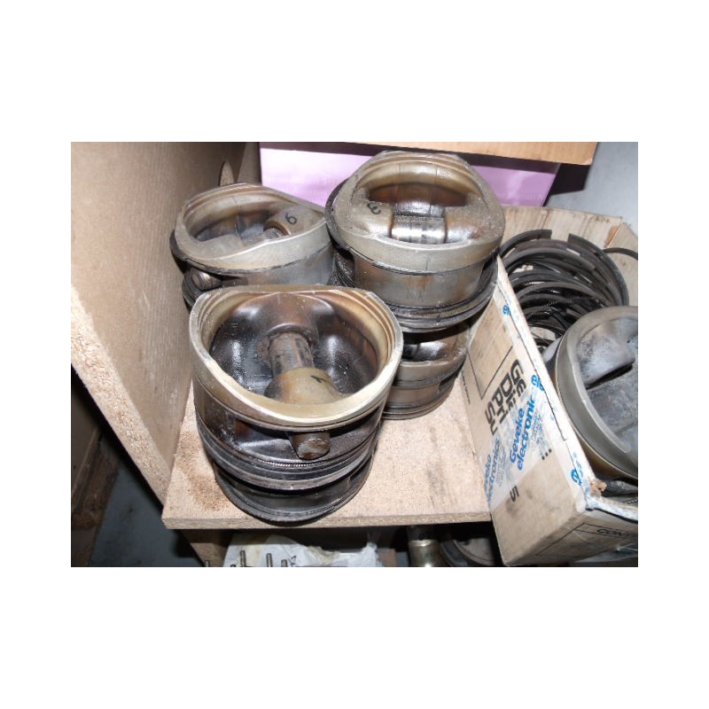 IO-360 Piston 648044