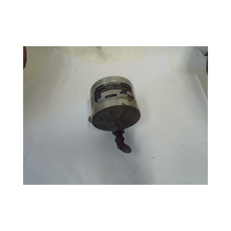 Pressure Actuated Switch, Model 410 410-1-19