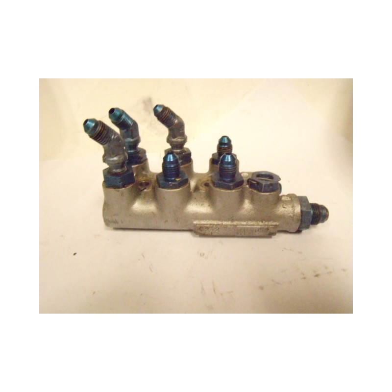 Agusta Manifold LH 109-0760-16-1
