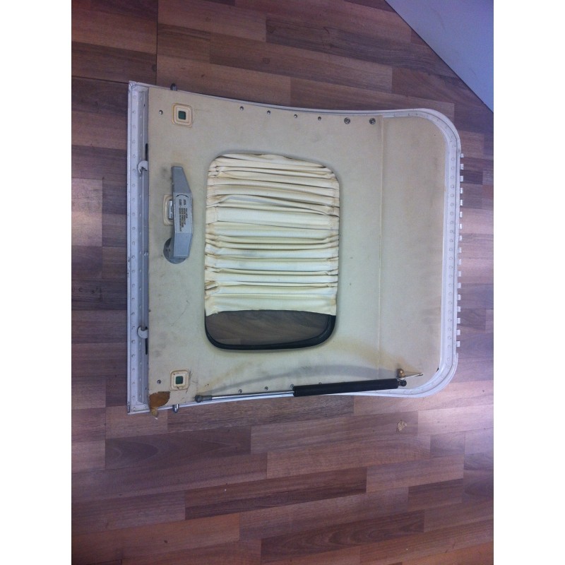 Piper Malibu cabin door upper