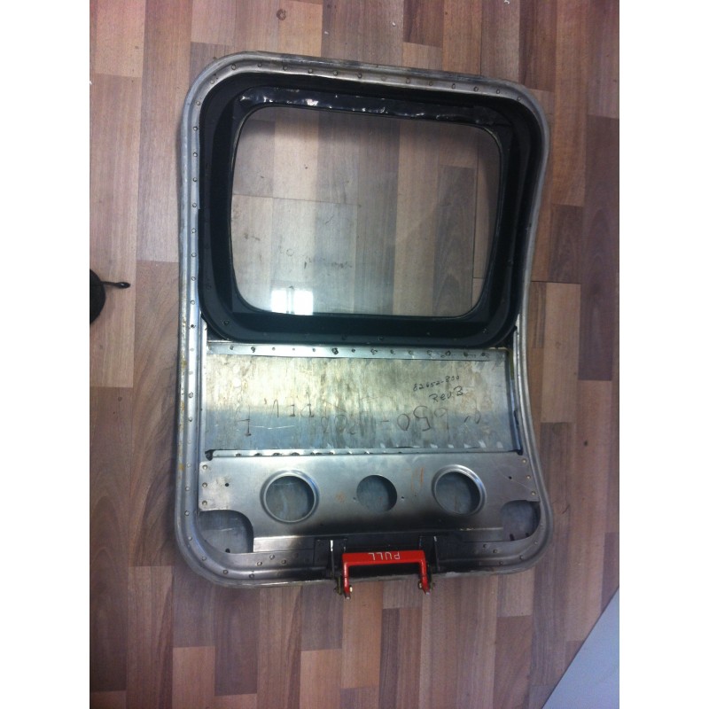 Emergency Door 82652-800