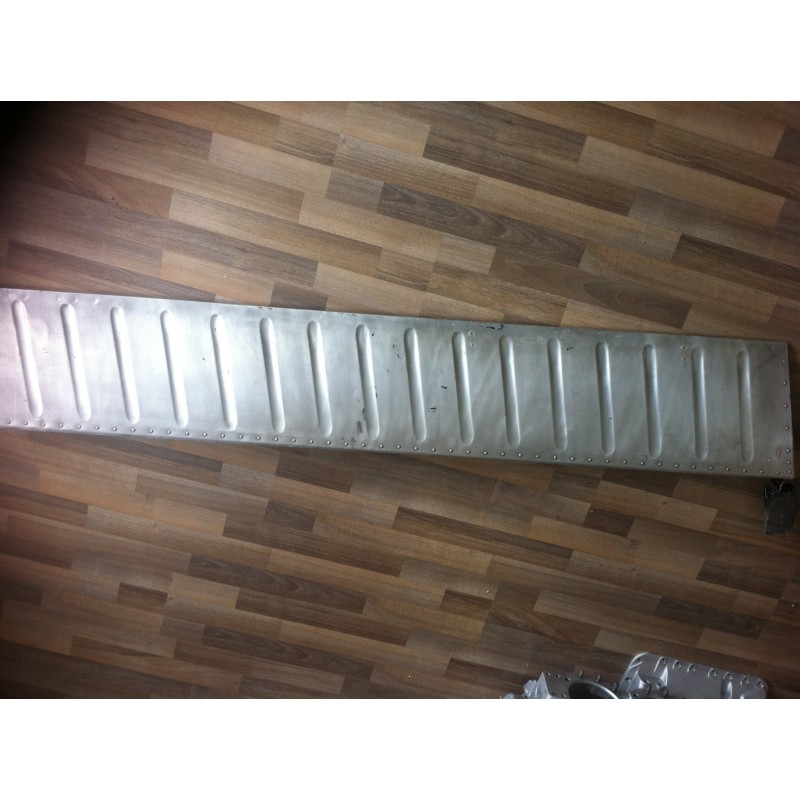 Aileron rh 42003-504