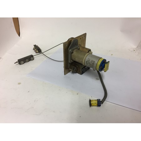 1D363-183R Roll Servo