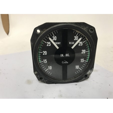 Dual Manifold pressure gauge 