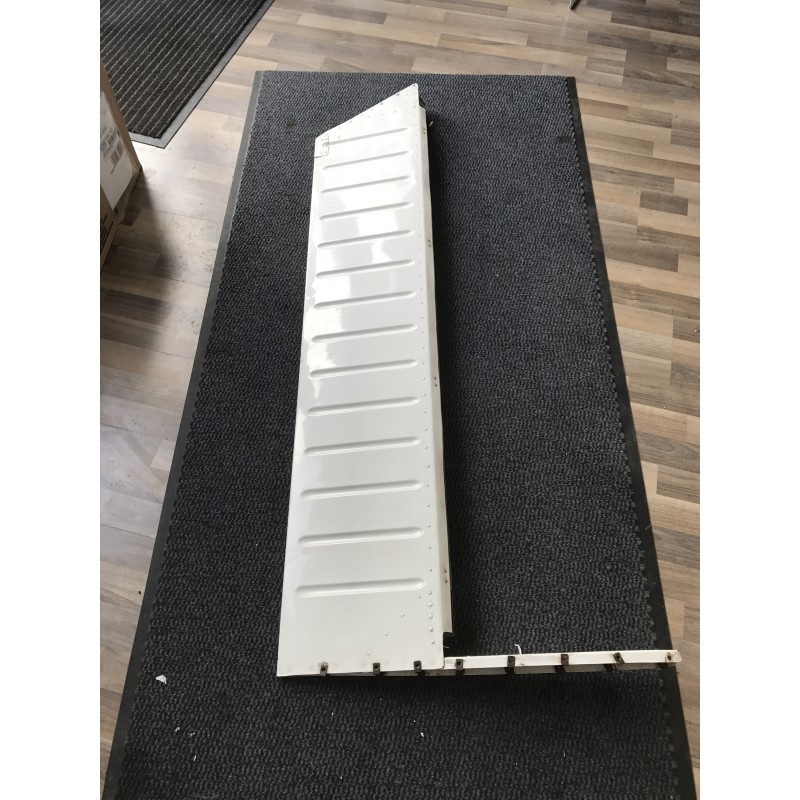 Elevator PA-38-112 left