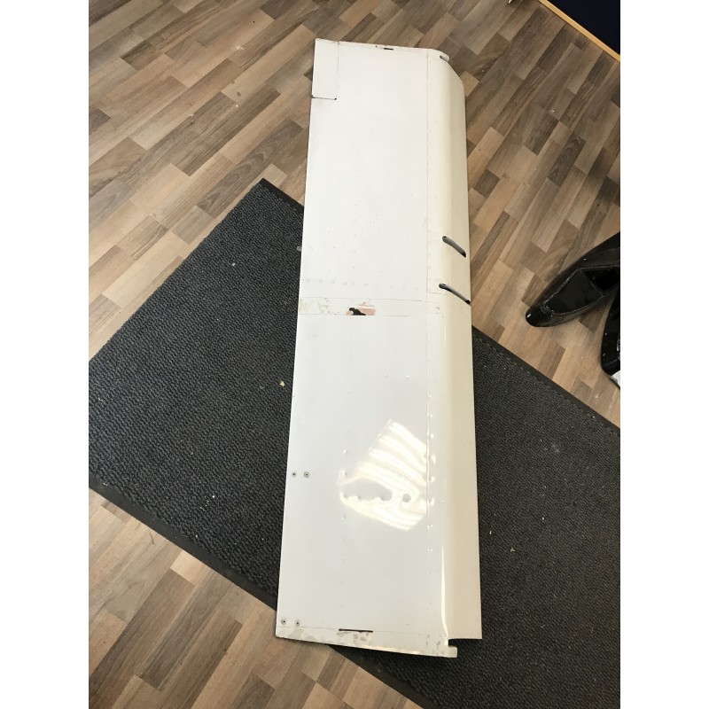 Cessna 210 ailerons
