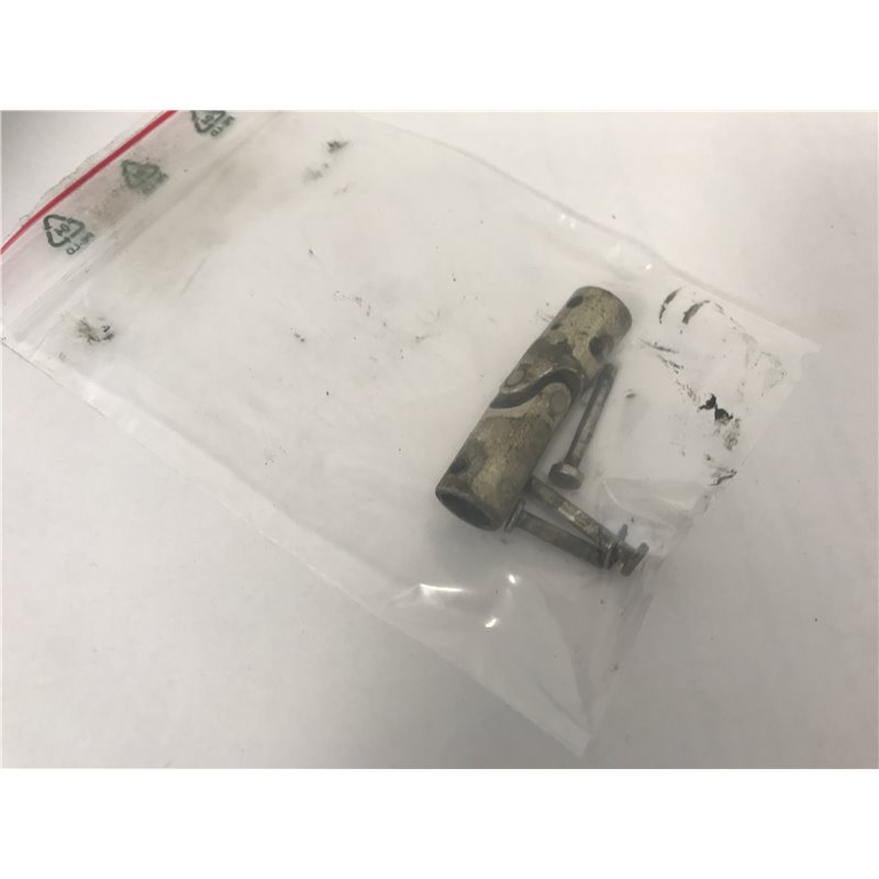 universal joint pn MS20270B-8 