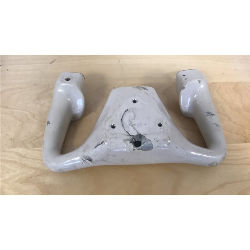Beechcraft control yoke 60-524080-3 and 60-524080-4