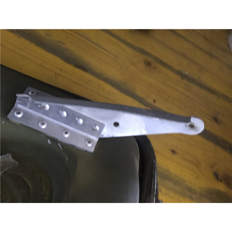 Bracket bagge door 1212123-3