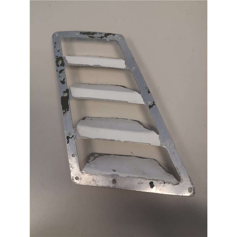 Cessna 210 LH Cowl Louver 1213309-1