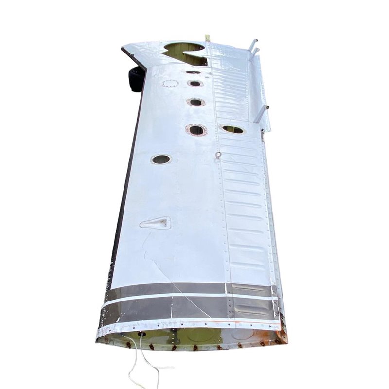 Commander 114A wing 175032