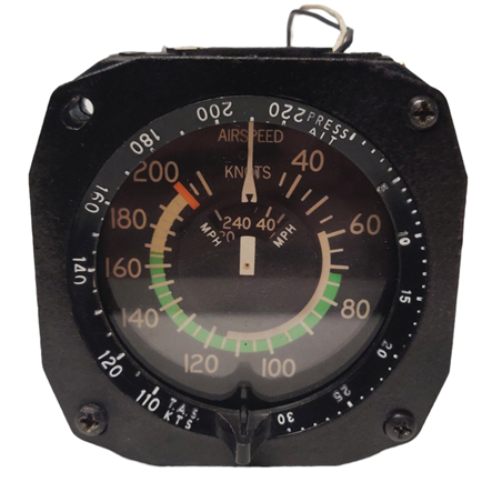 C661065-L0238 Sigma Tek Airspeed Indicator