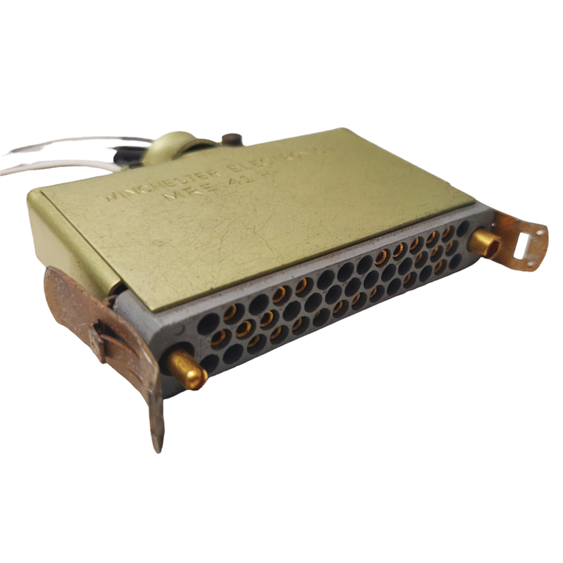 MRE-41-H Winchester Connector