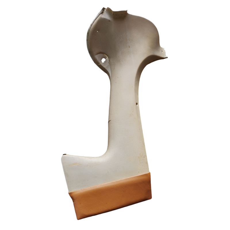 2115005-60 Cessna P210 Moulding Doorpost RH