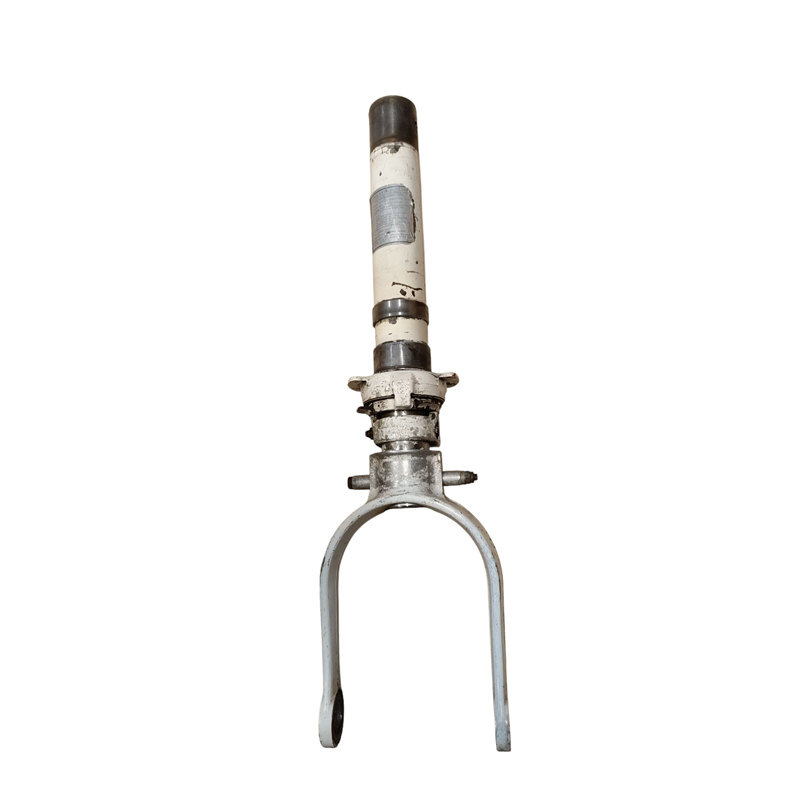 Cessna 182 Nose Gear Assembly   PN 0743600-4